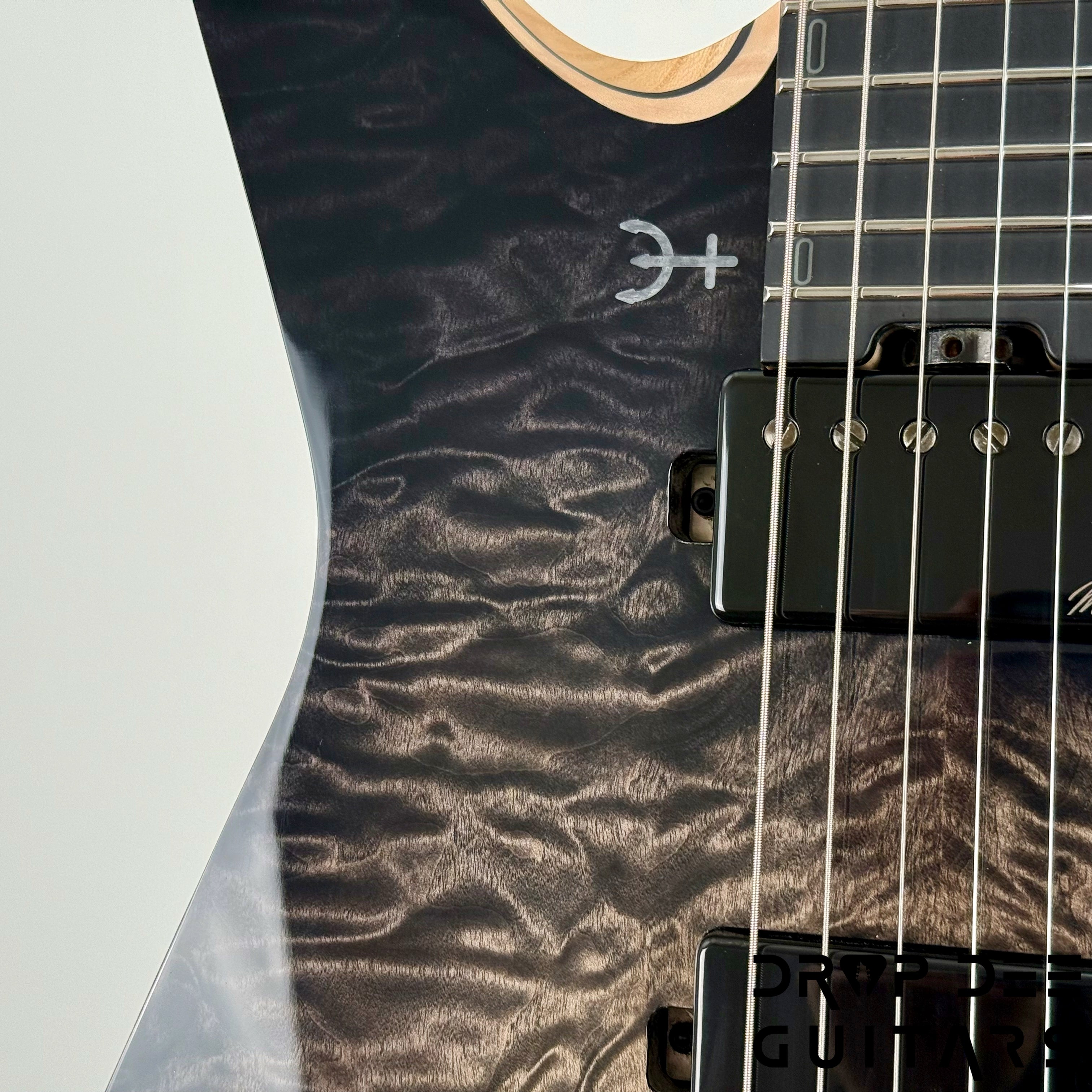 Infinia Neptune Headless Electric Guitar w/ Bag - Obsidian Black