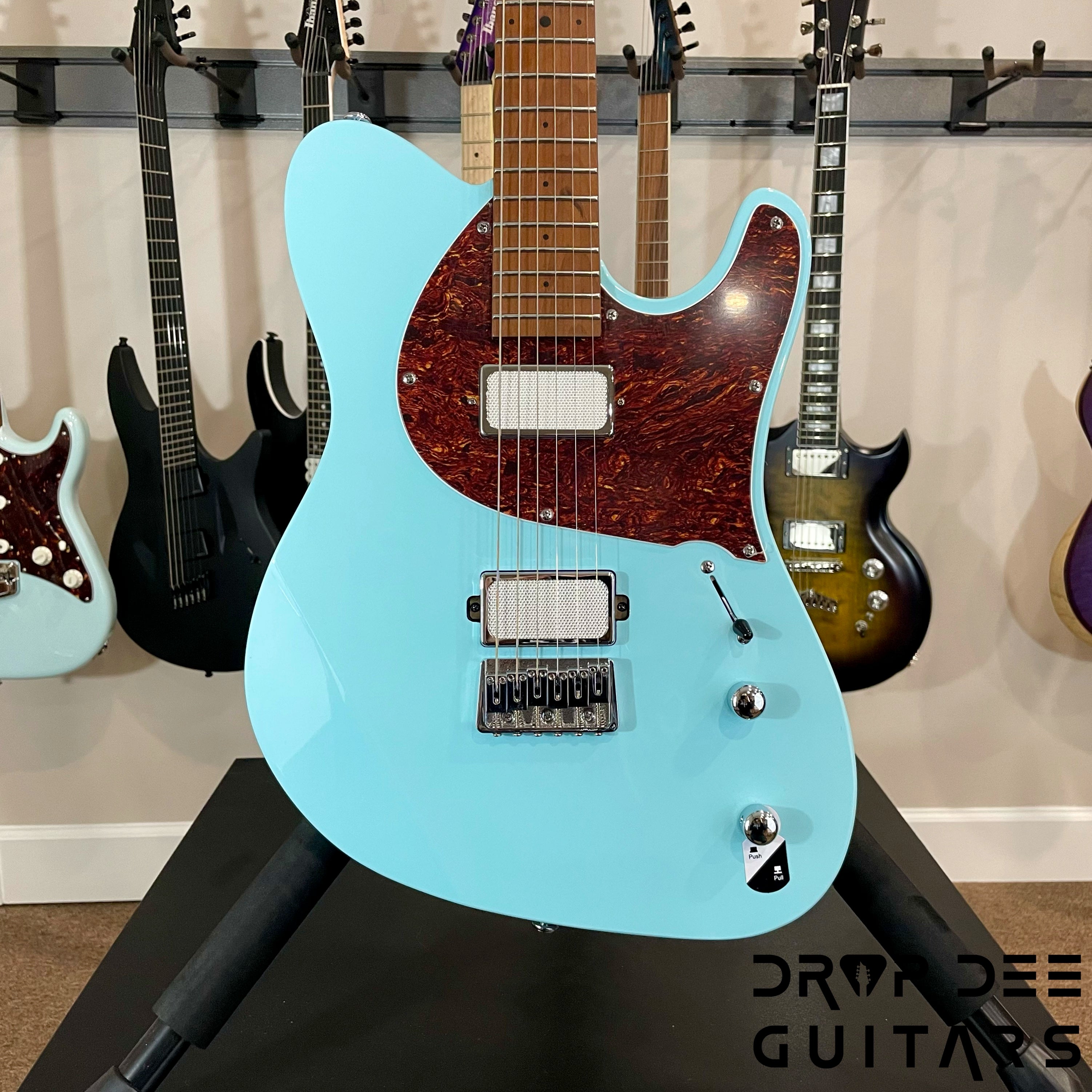 Balaguer Standard Series Thicket Electric Guitar w/ Bag