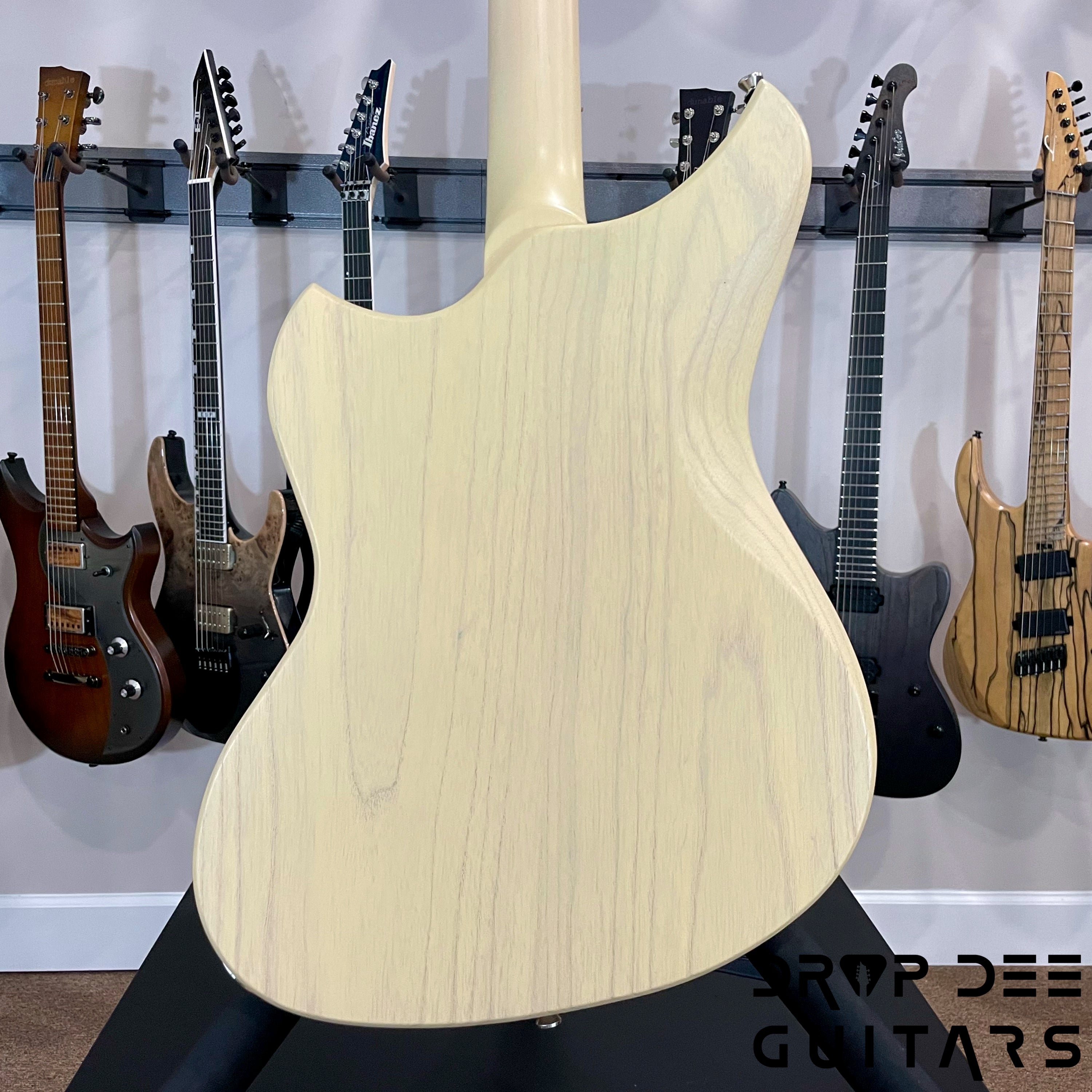 Dunable USA Custom Shop Yeti Electric Guitar w/ Case