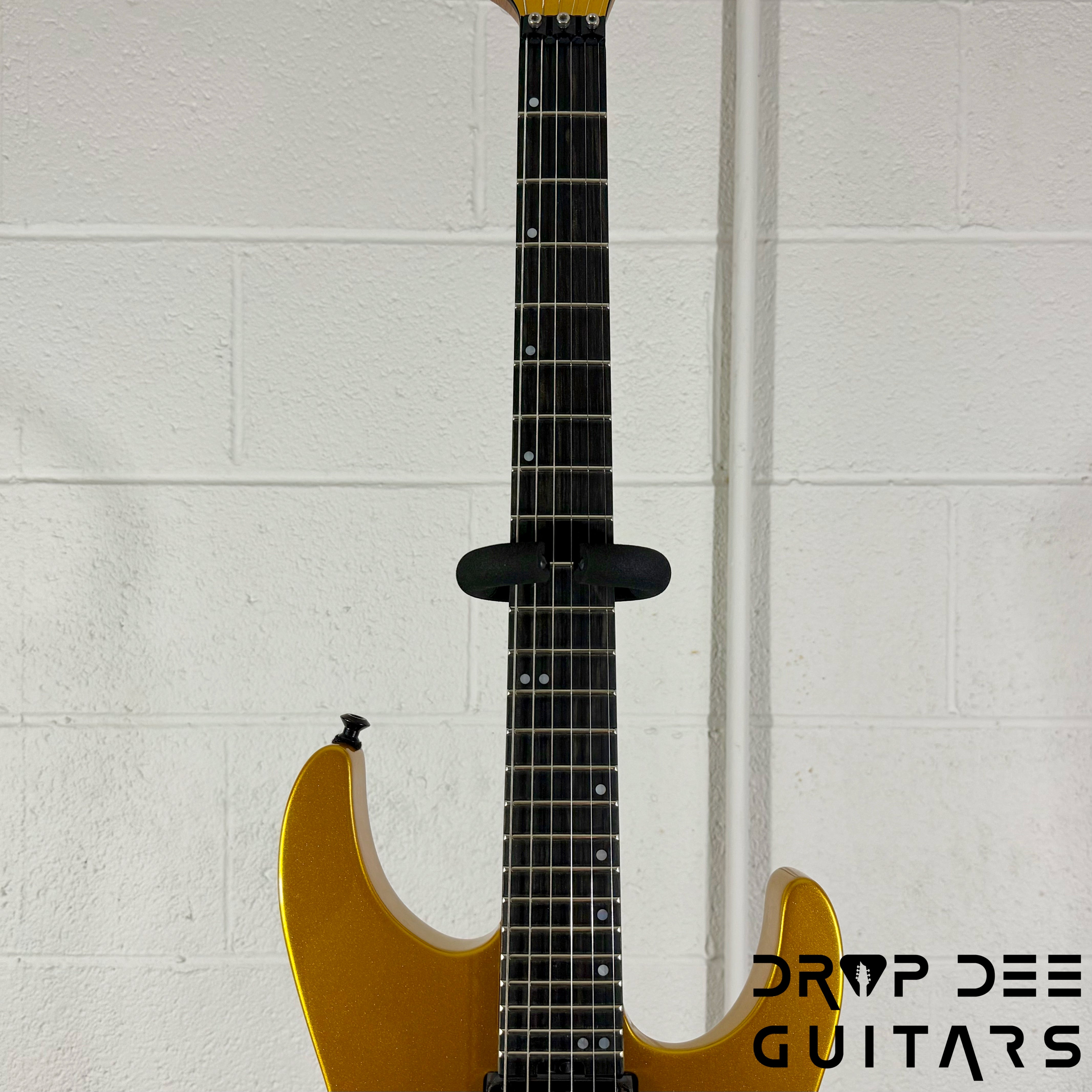 Jackson American Series Limited Edition Virtuoso Electric Guitar w/ Case - Gold Rush