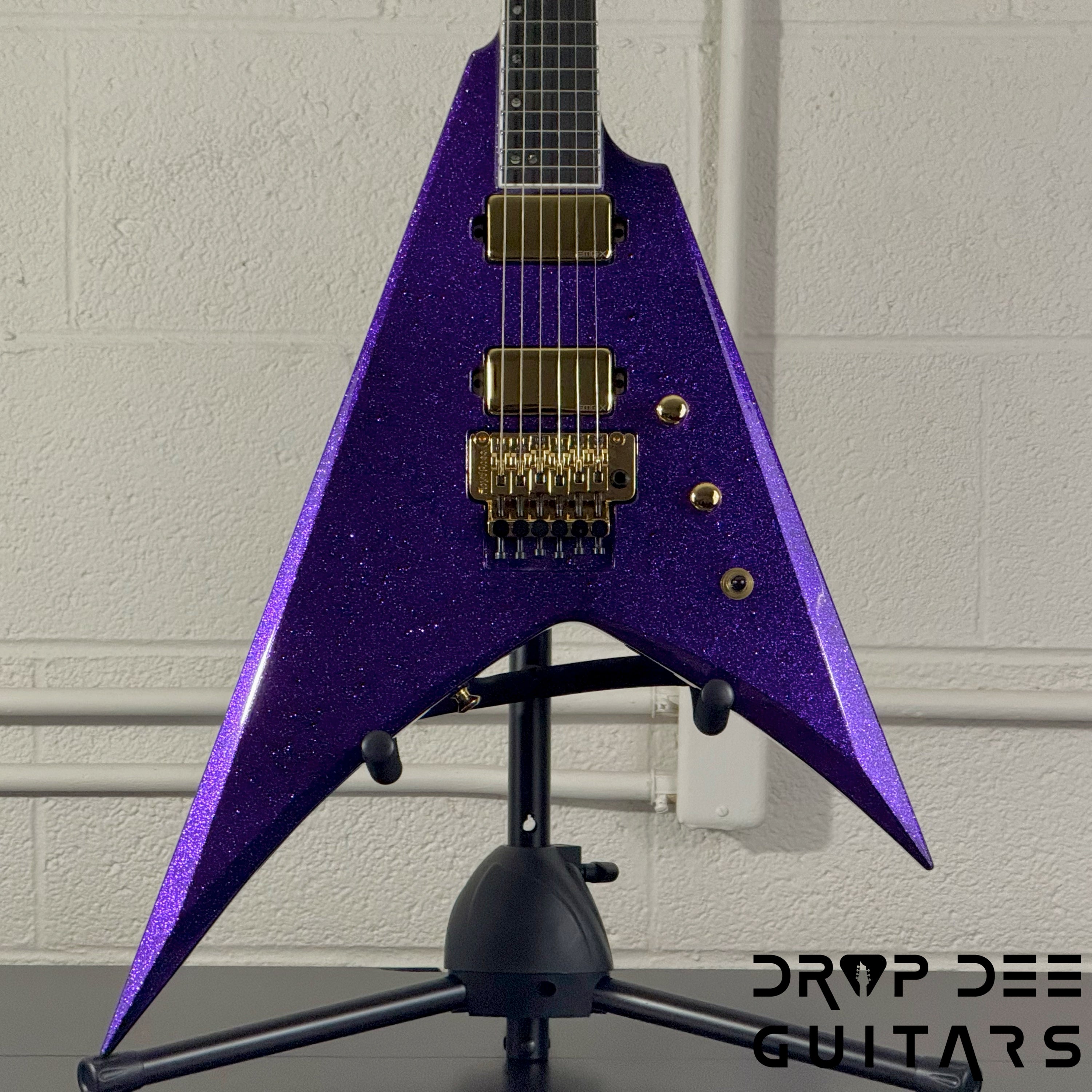ESP USA V-II FR Electric Guitar w/ Case - Purple Sparkle