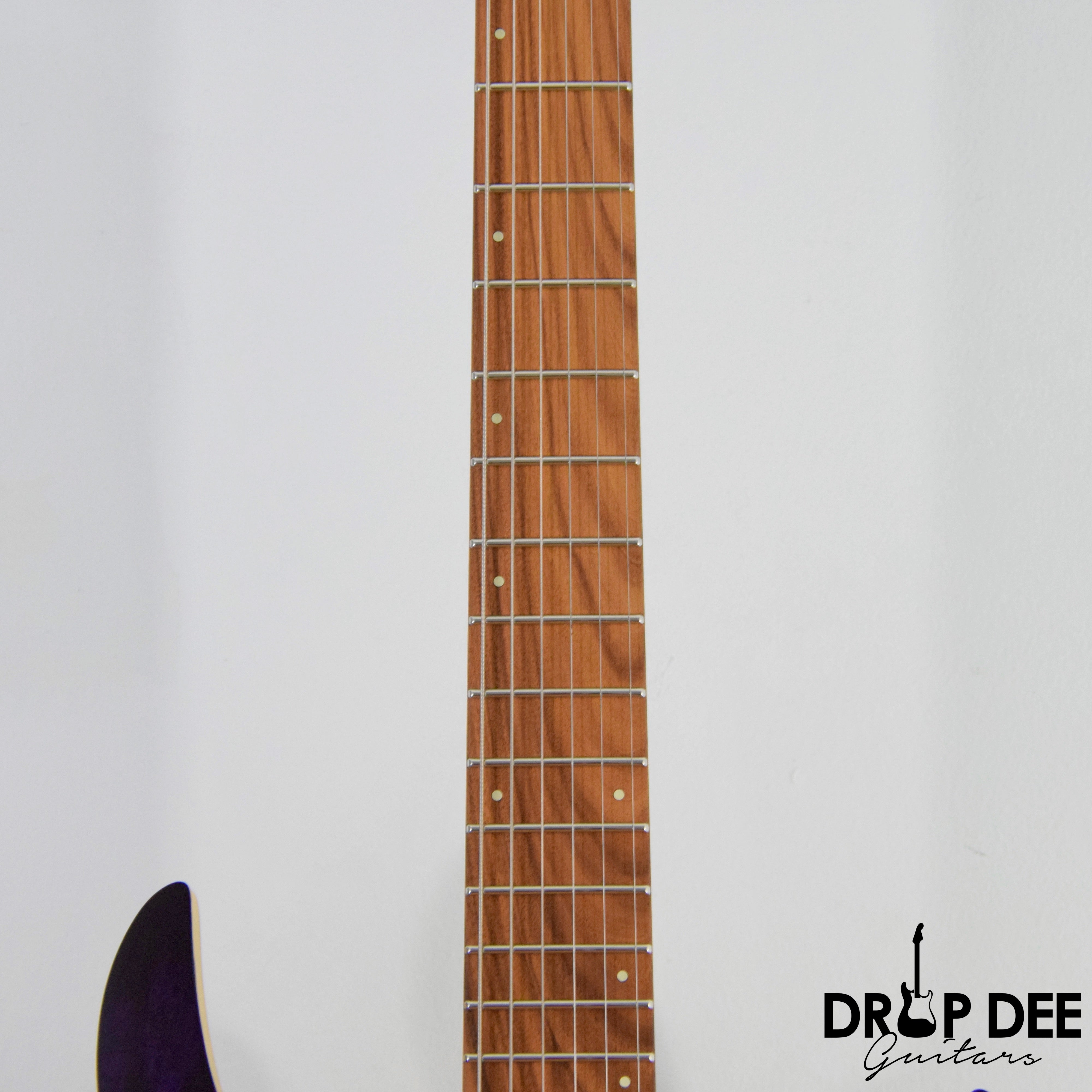 Skervesen Mirage 6 Electric Guitar w/ Case (1410)