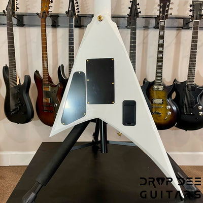 Jackson MJ Series Rhoads RR24MG Electric Guitar w/ Case - White with Black Pinstripes