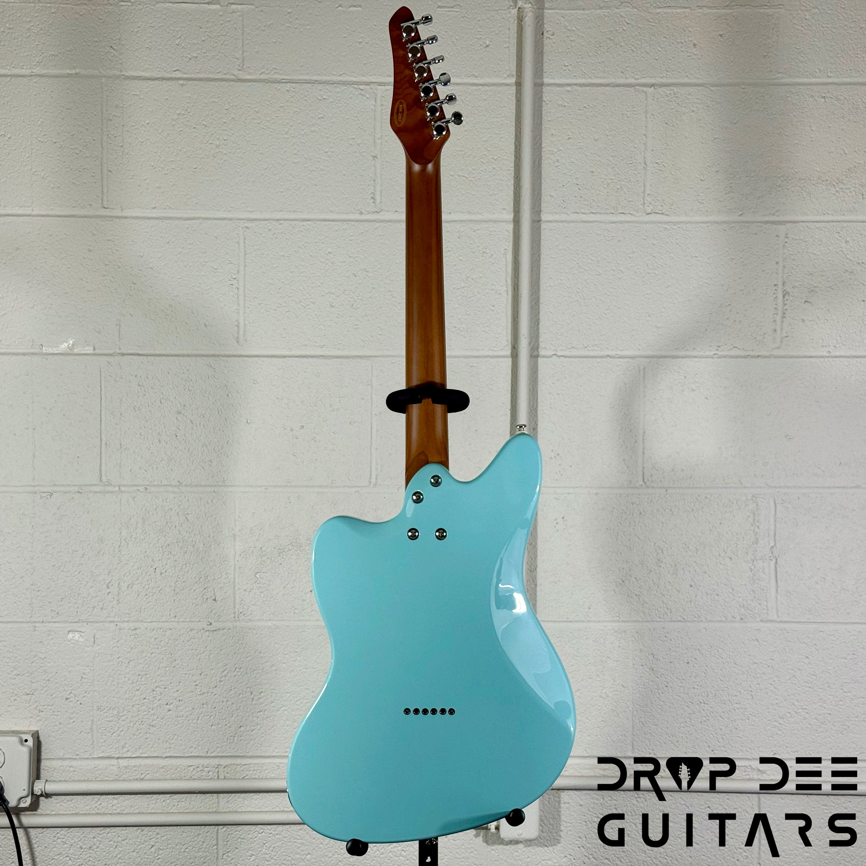 Balaguer 10th Anniversary Growler Classic Electric Guitar w/ Case - Sky Blue Gloss