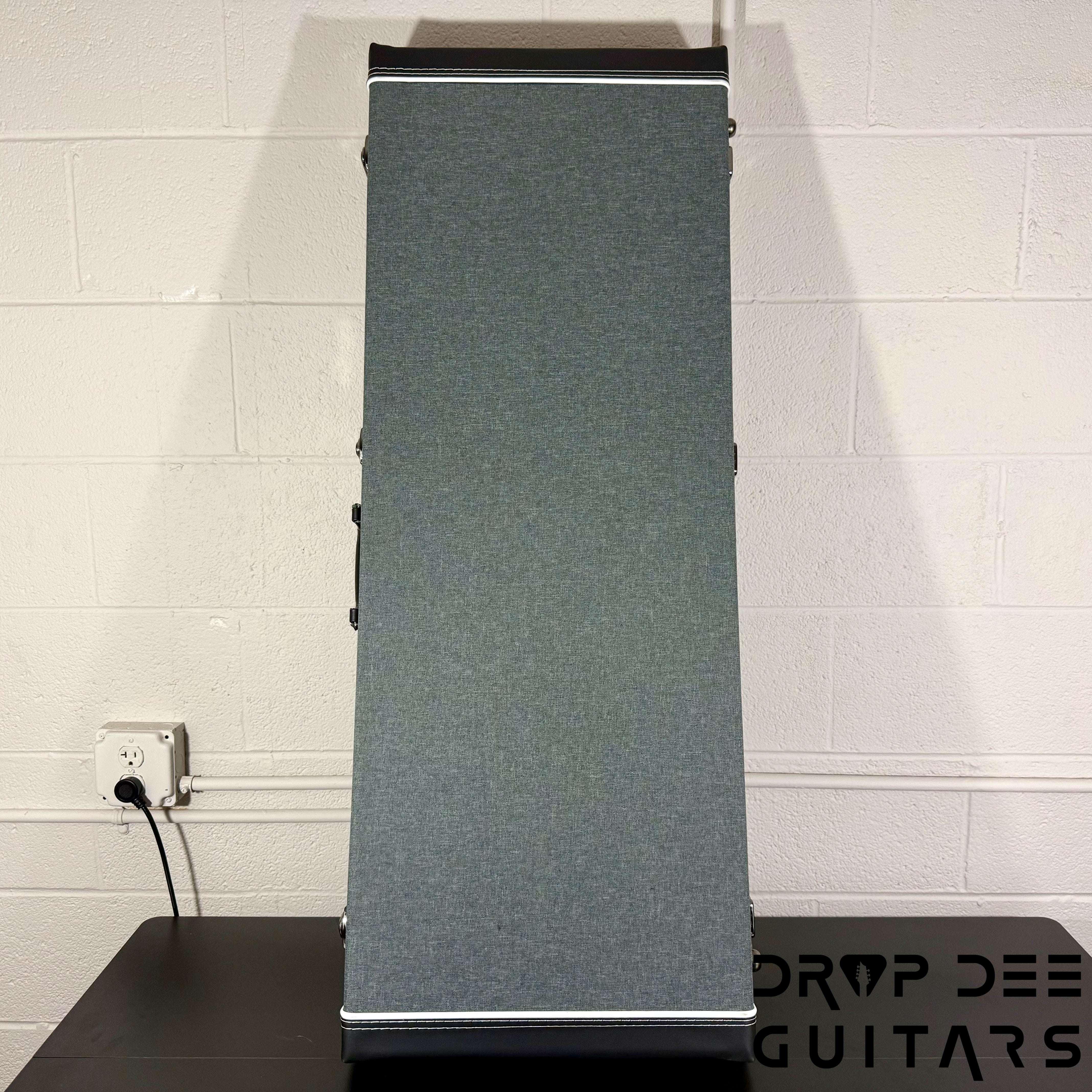 Balaguer 10th Anniversary Growler Classic Electric Guitar w/ Case - Sky Blue Gloss