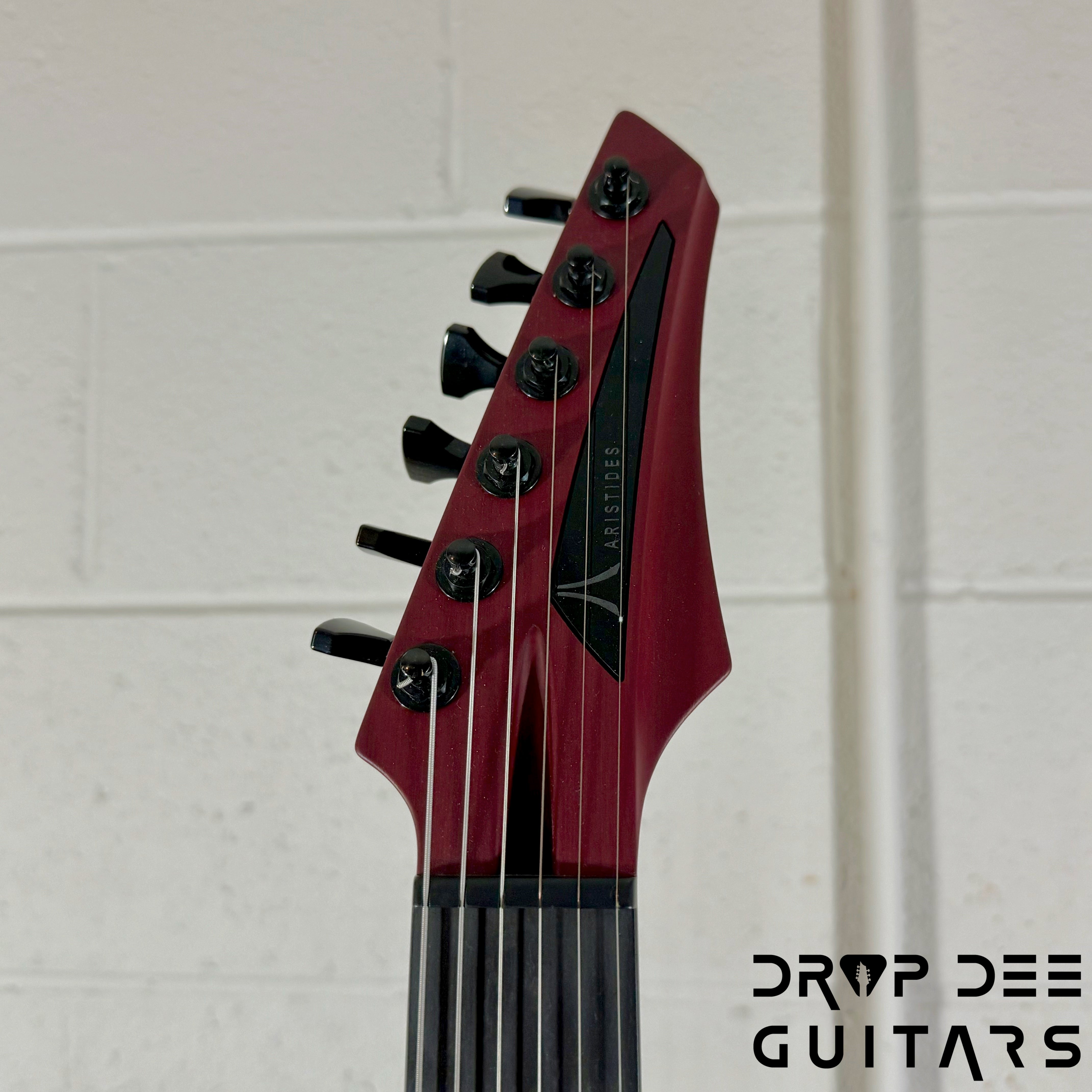 Aristides 060 Trem Electric Guitar w/ Bag - Red