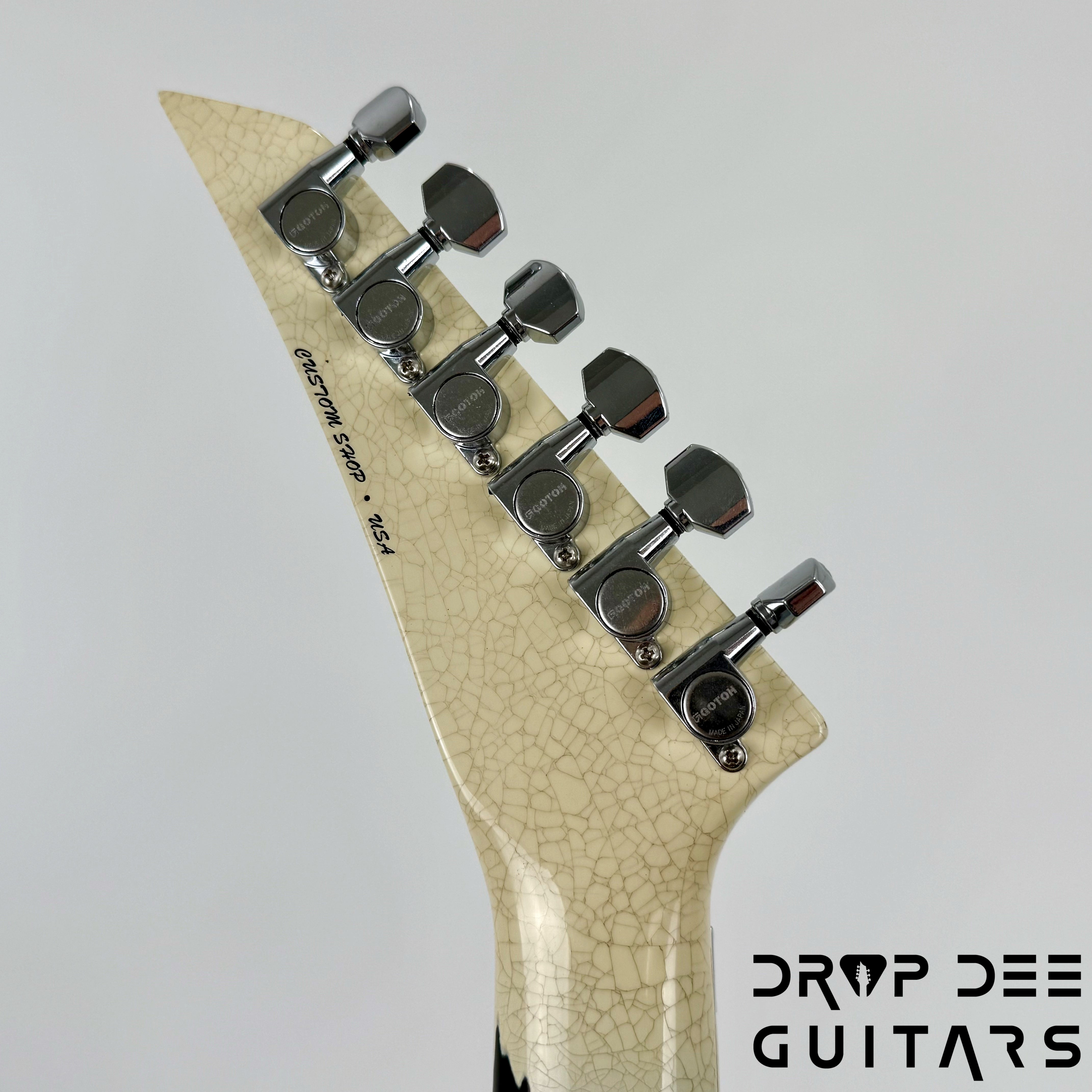 Jackson USA Custom Shop Special Edition Soloist Electric Guitar w/ Case - Vanilla Shake Over 3 Tone Sunburst