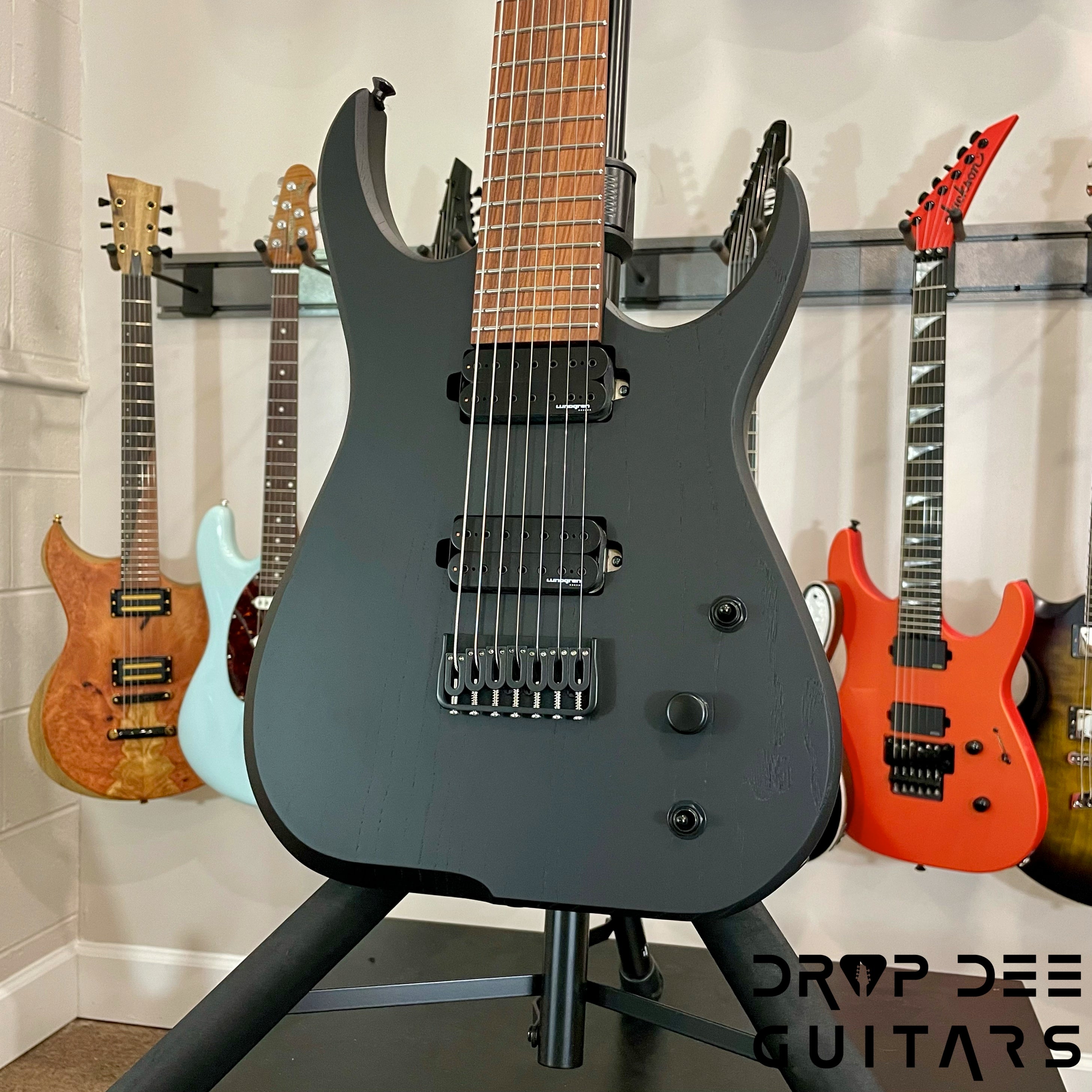 Skervesen Raptor 7 7-String Electric Guitar w/ Case