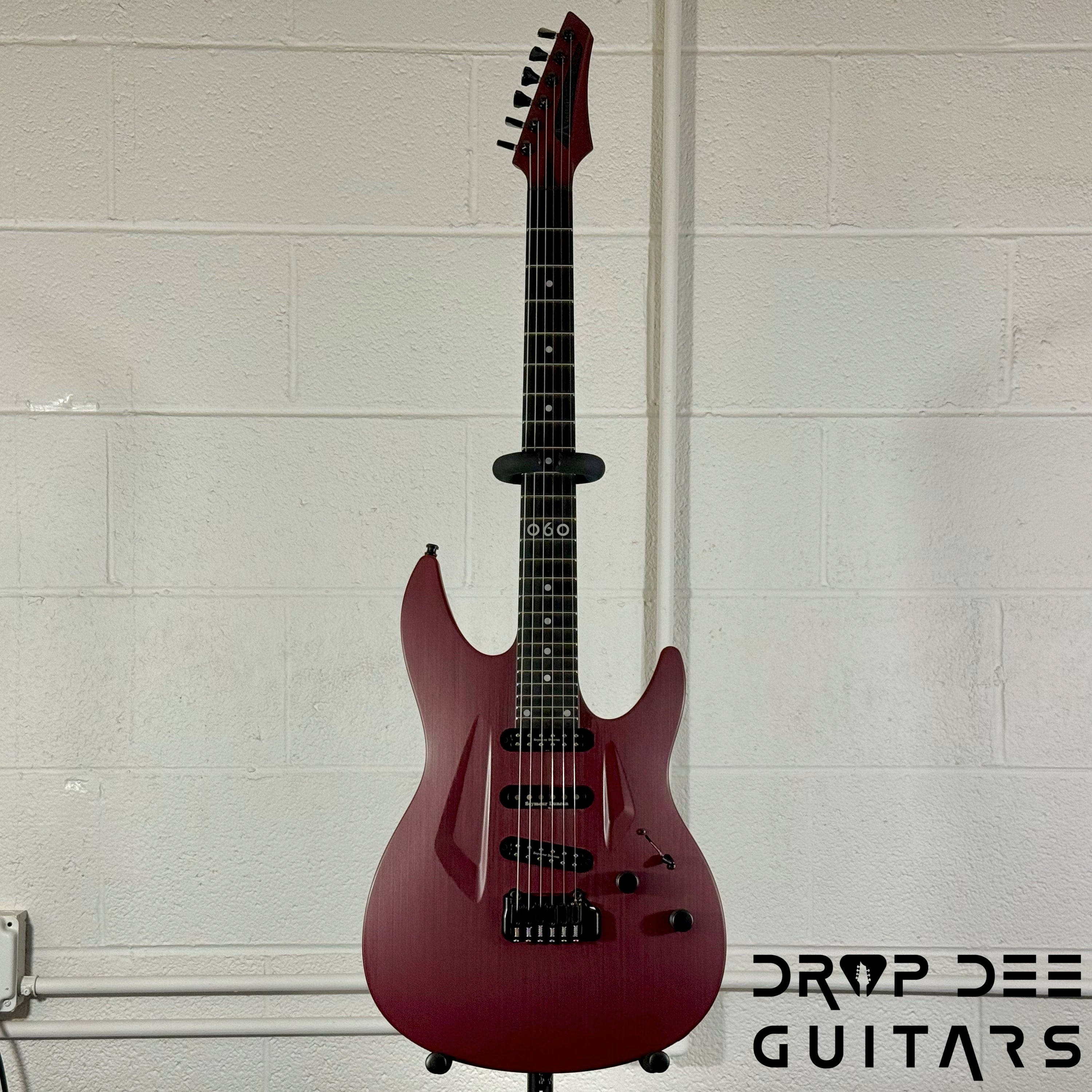 Aristides 060 Trem Electric Guitar w/ Bag - Red