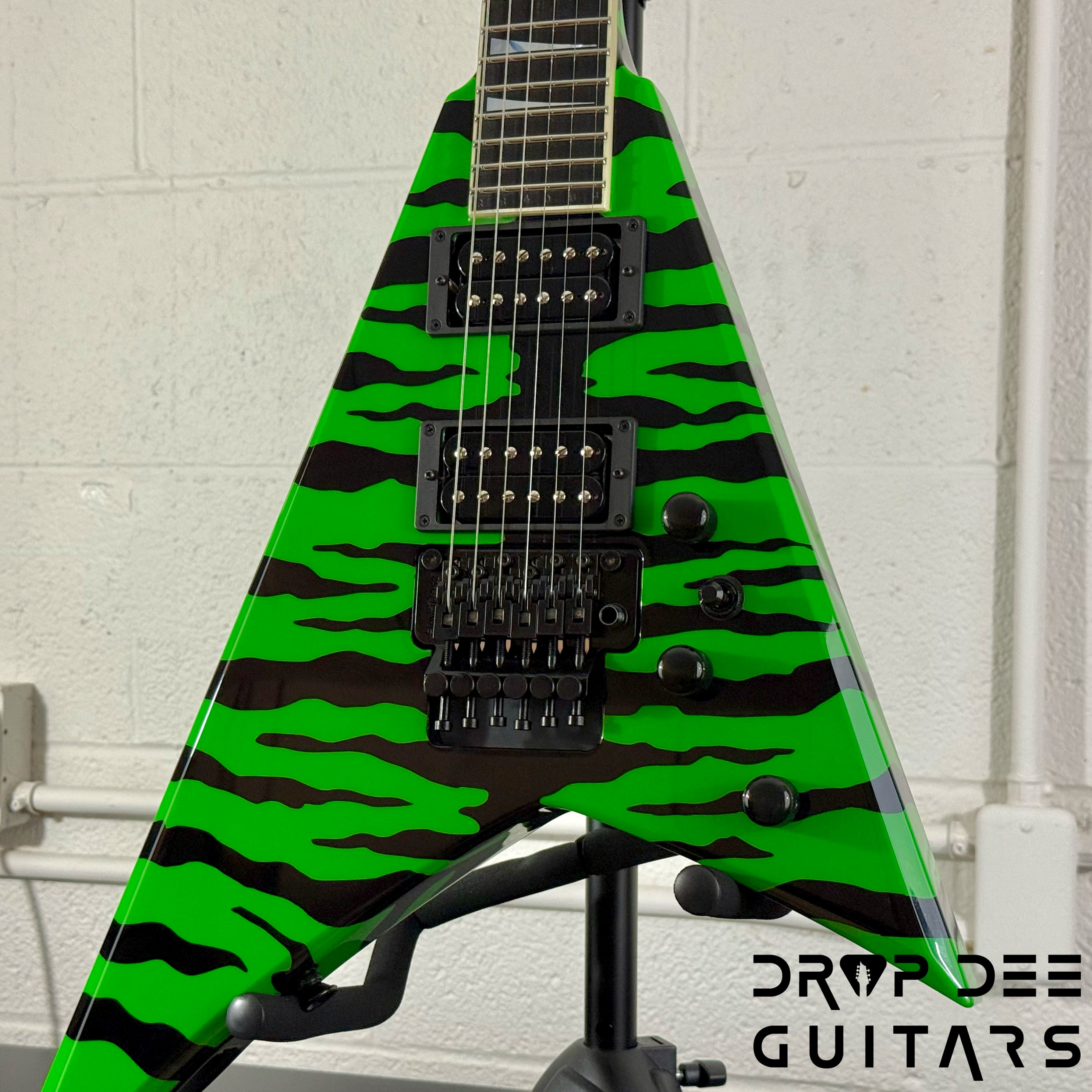 Jackson USA Custom Shop Rhoads RR24 FR Electric Guitar w/ Case - Slime Green Bengal