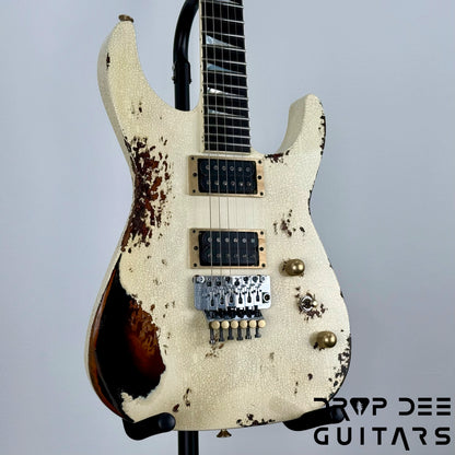 Jackson USA Custom Shop Special Edition Soloist Electric Guitar w/ Case - Vanilla Shake Over 3 Tone Sunburst