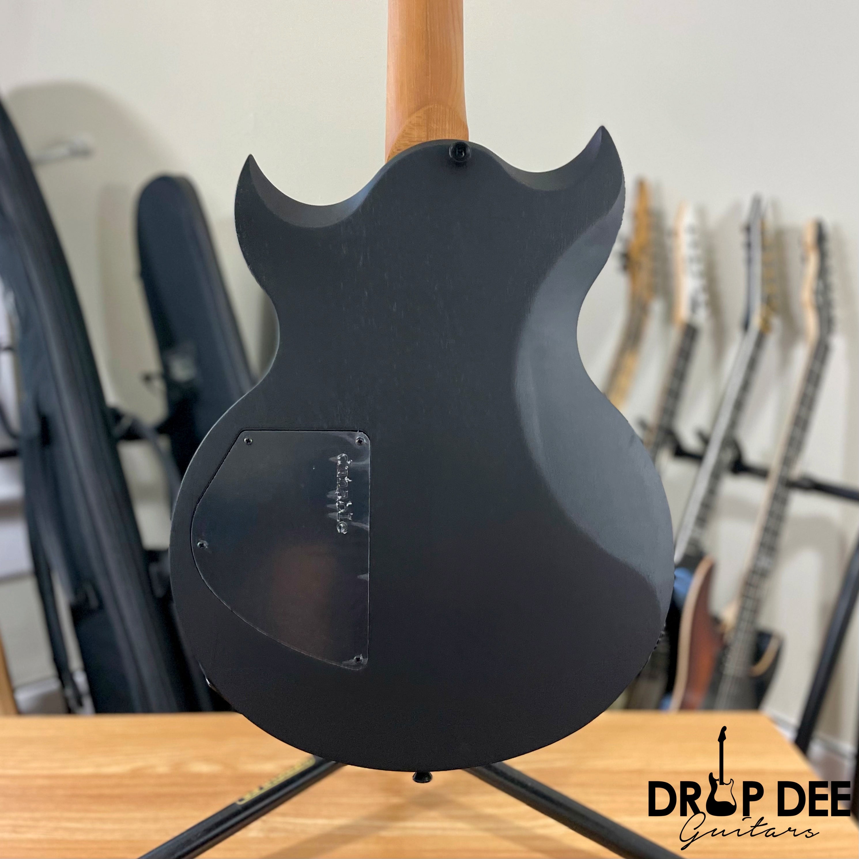 Dunable USA Custom Shop Minotaur Electric Guitar w/ Case