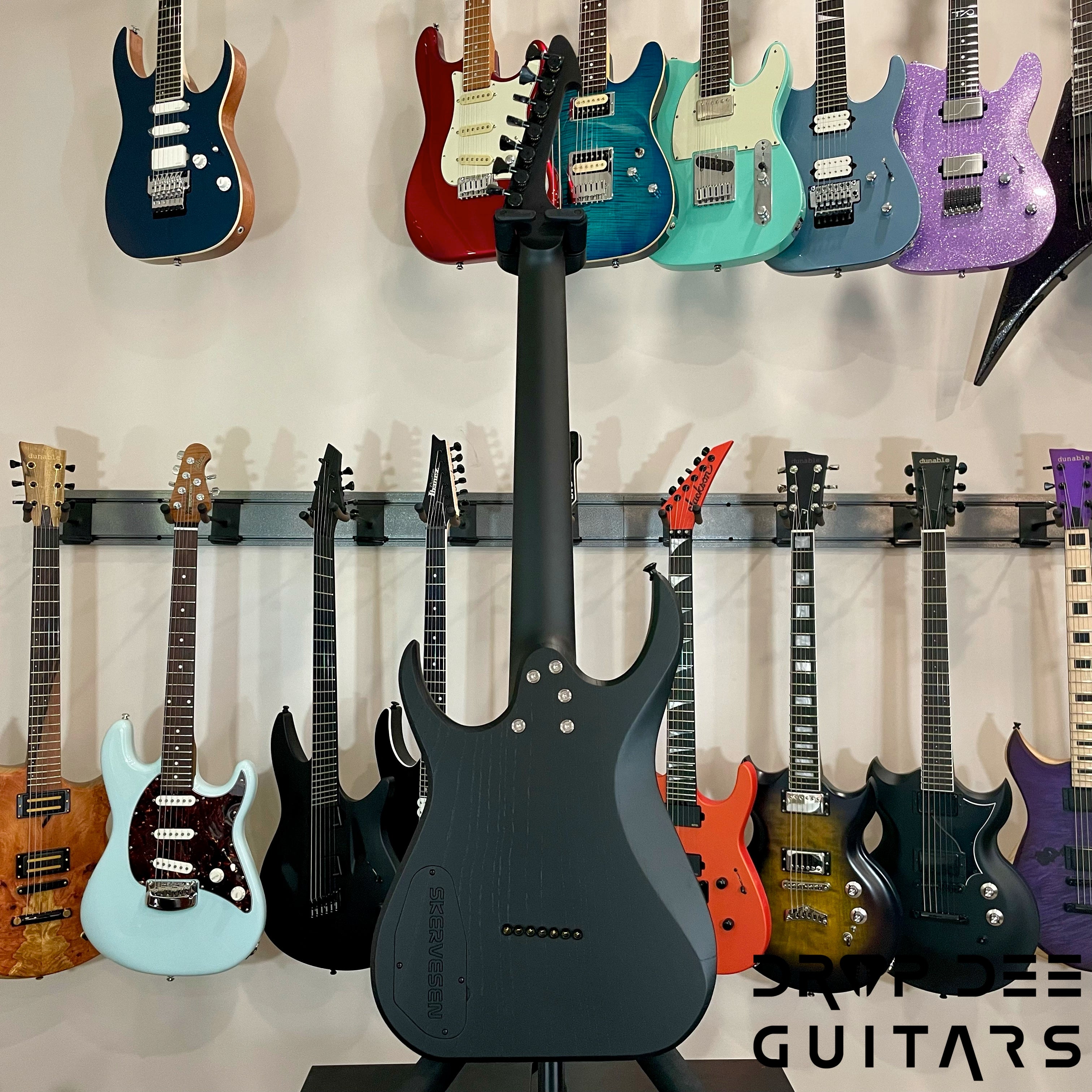 Skervesen Raptor 7 7-String Electric Guitar w/ Case