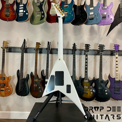 Jackson MJ Series Rhoads RR24MG Electric Guitar w/ Case - White with Black Pinstripes