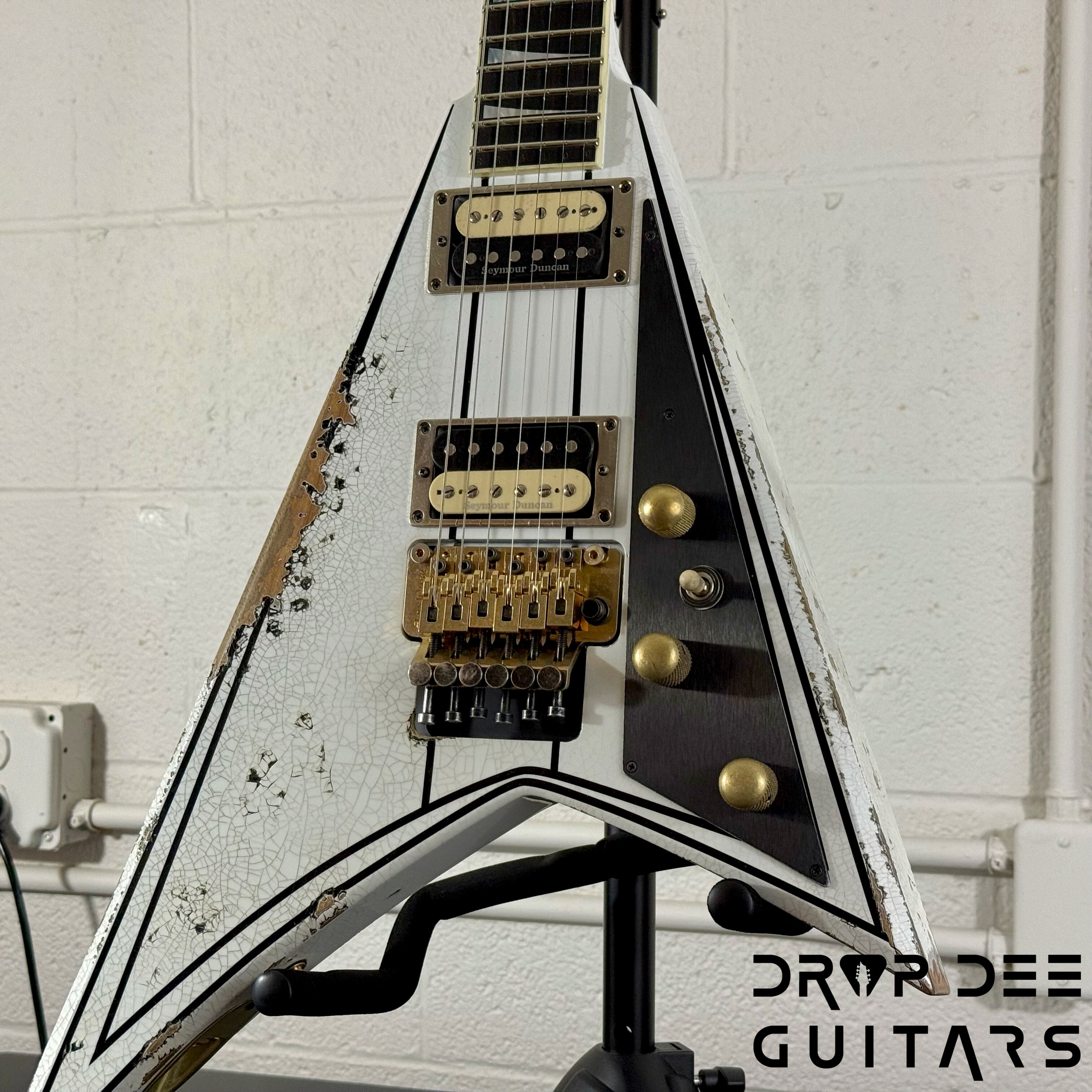 Jackson USA Custom Shop Special Edition Rhoads Electric Guitar w/ Case - Snow White w/ Black Vintage Pinstripes, Nitro-Tour Heavy Relic