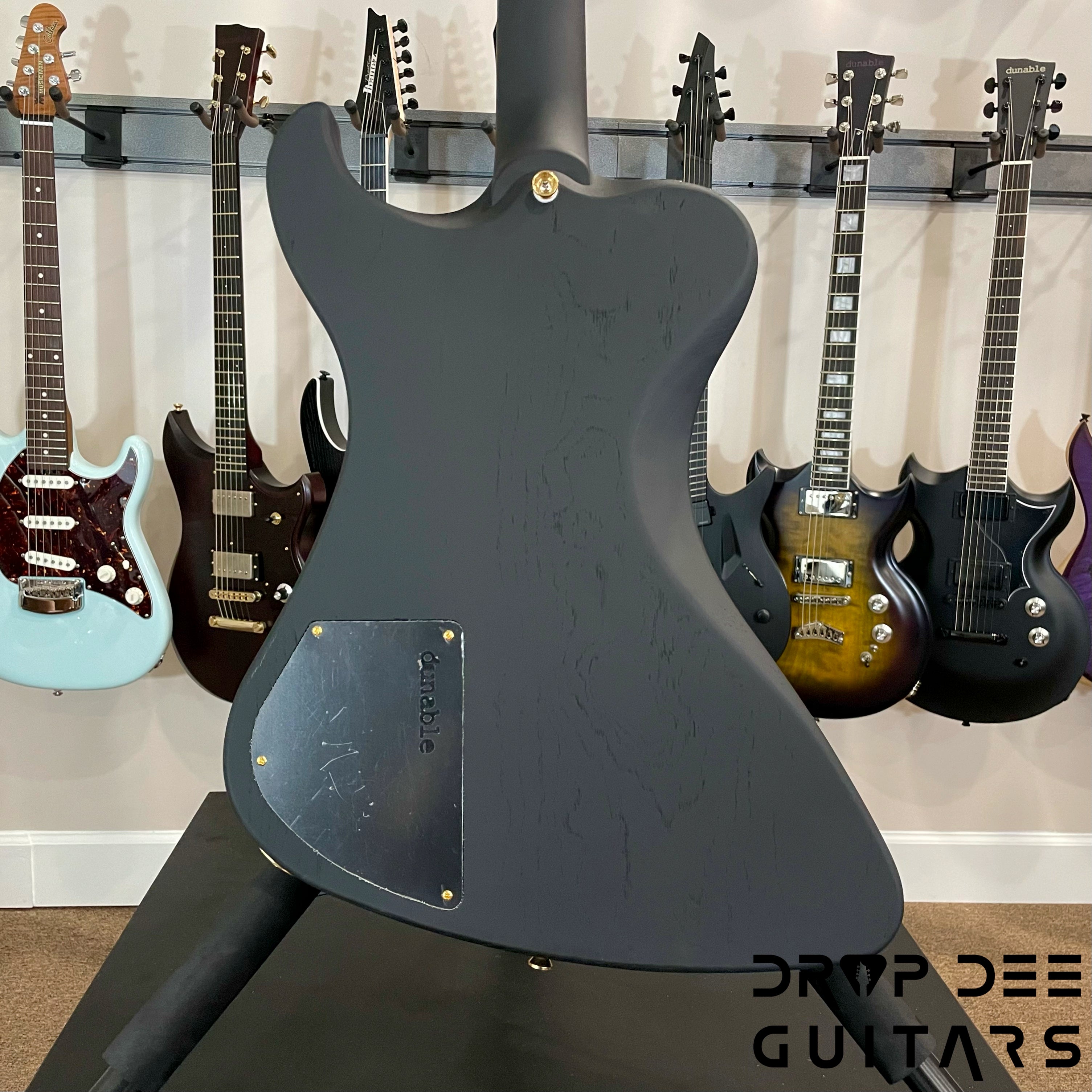 Dunable USA Custom Shop R2 Standard Electric Guitar w/ Case