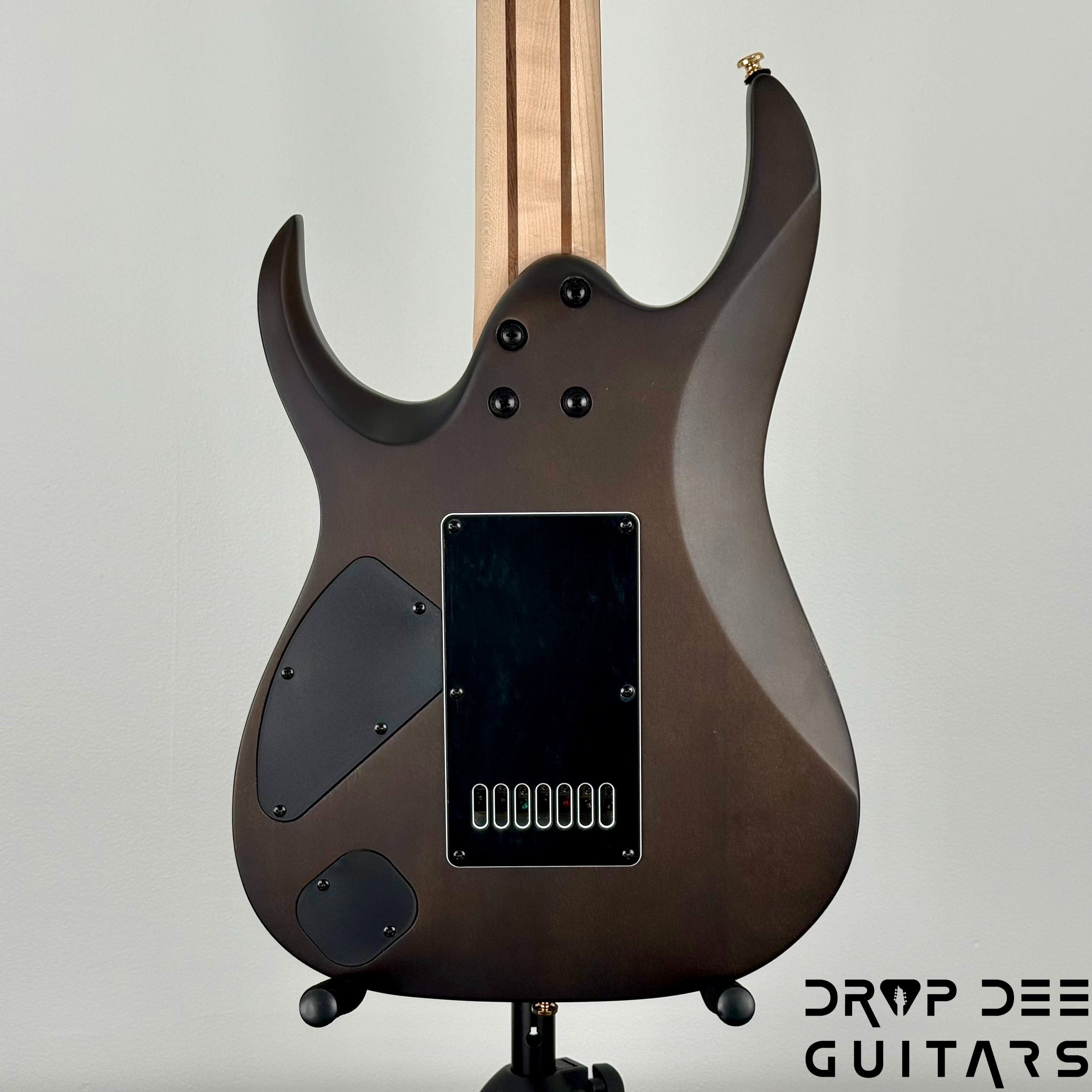 Ibanez Brian "Head" Welch Signature K7YANG 7-String Electric Guitar w/ Bag - Matte White