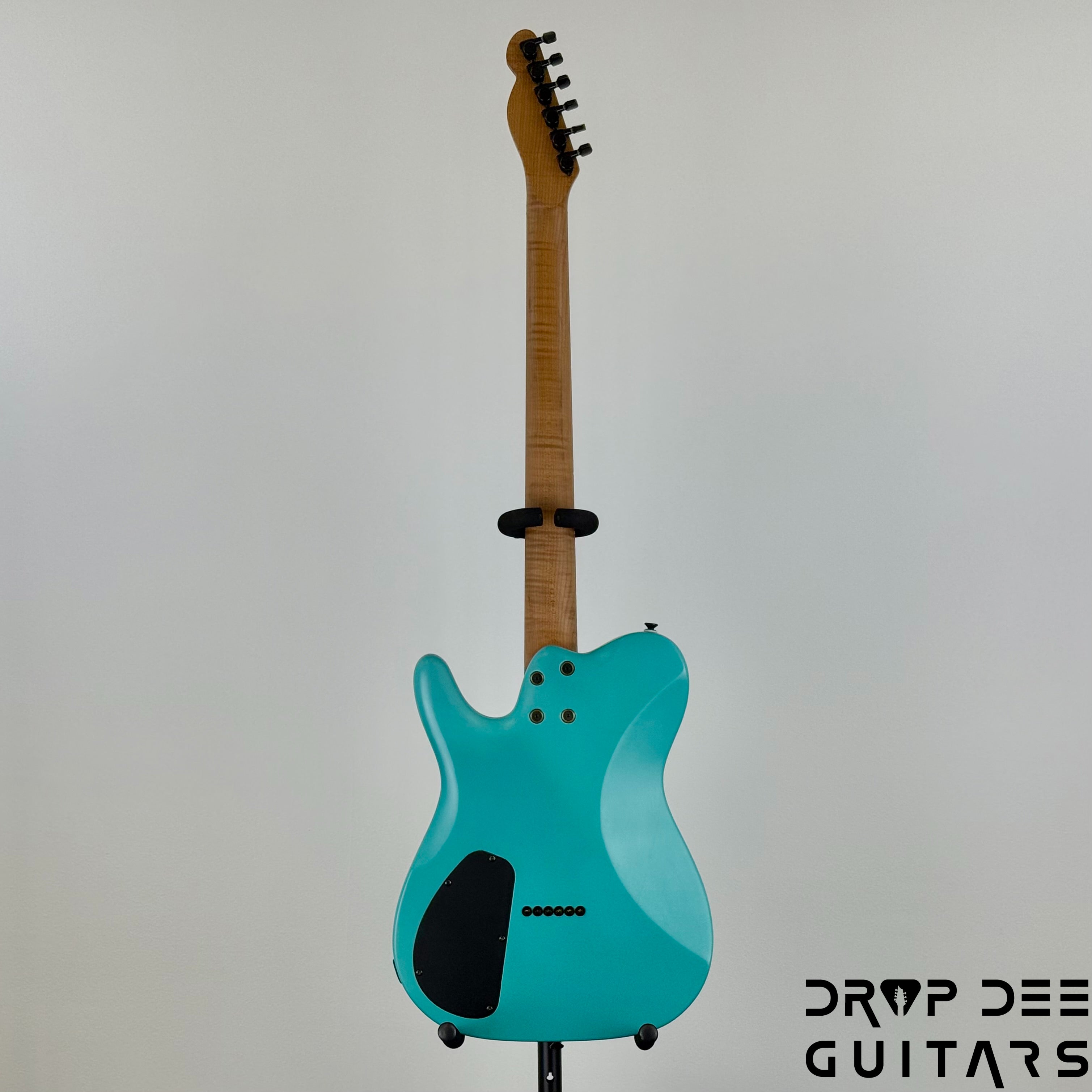SMP Custom Shop Τρίτη Electric Guitar w/ Case - Seafoam Green