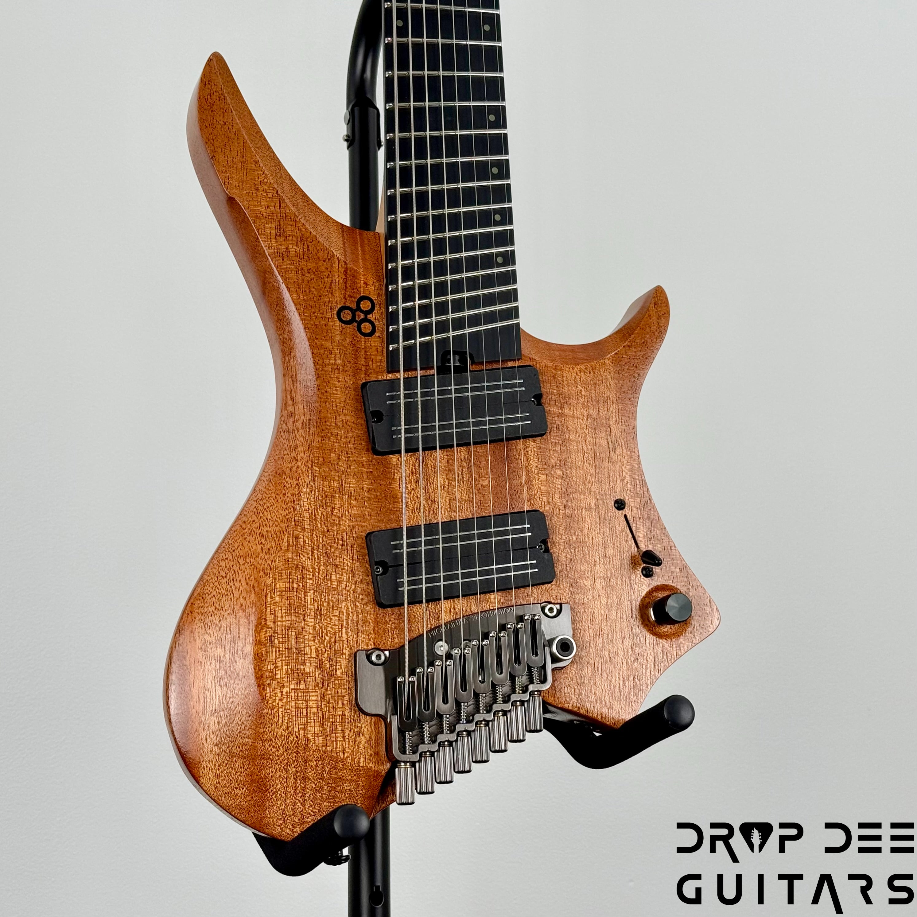 GOC USA Ilumina 8 Trem Multiscale Headless 8-String Electric Guitar - Natural