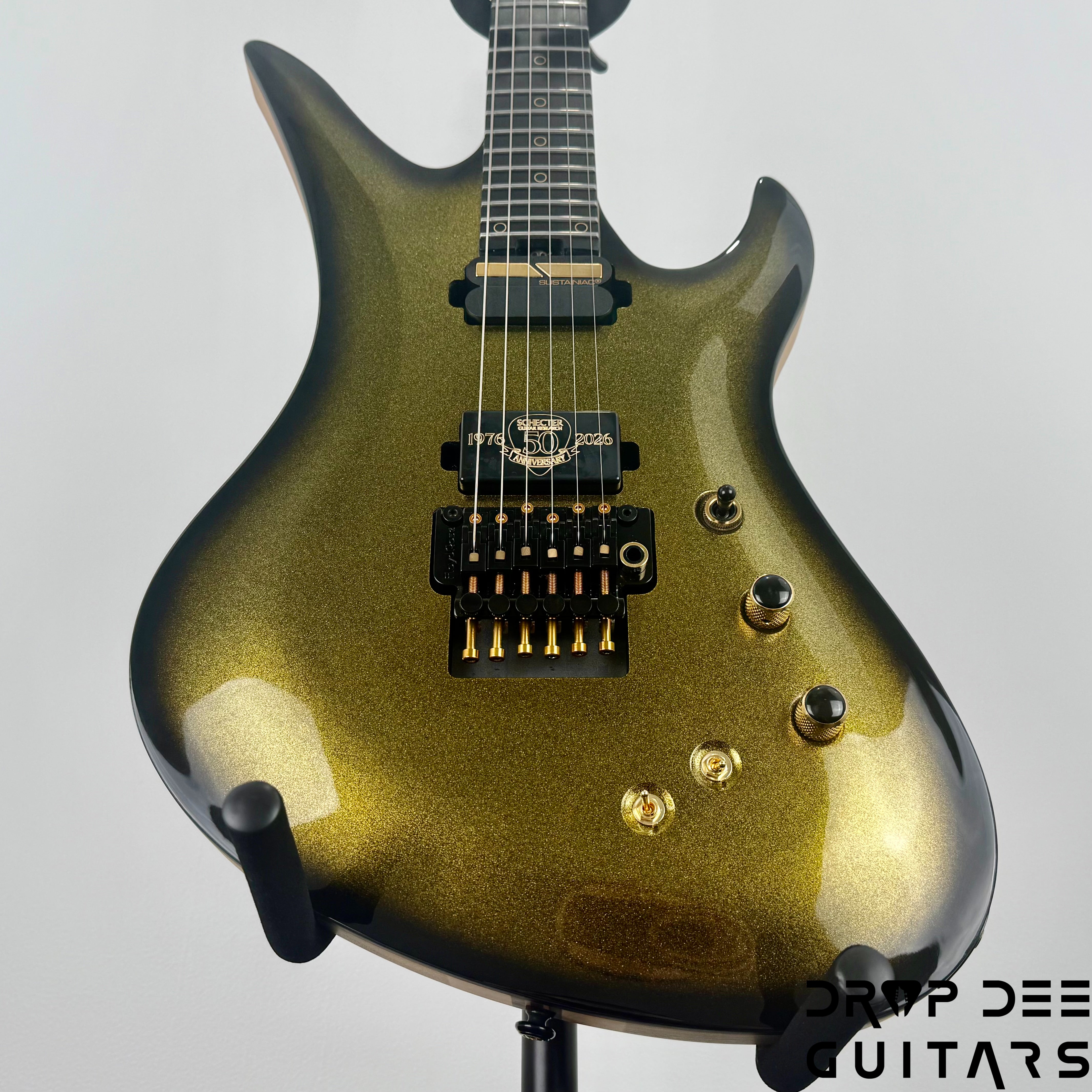 Schecter Diamond Series 50th Anniversary Avenger FR-S Electric Guitar - 50th Gold Burst