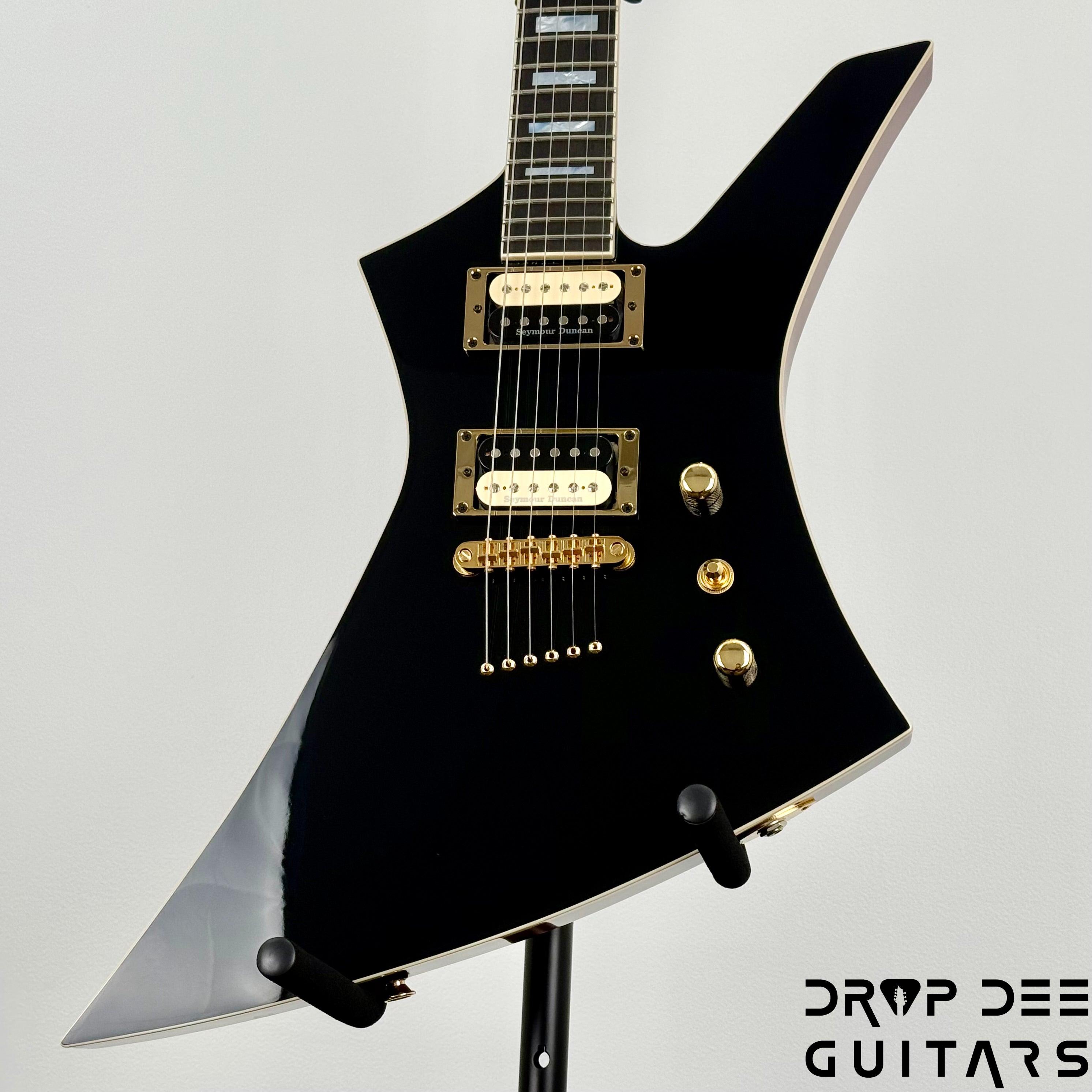 Jackson USA Custom Shop Special Edition Kelly Electric Guitar w/ Case - Black & Natural