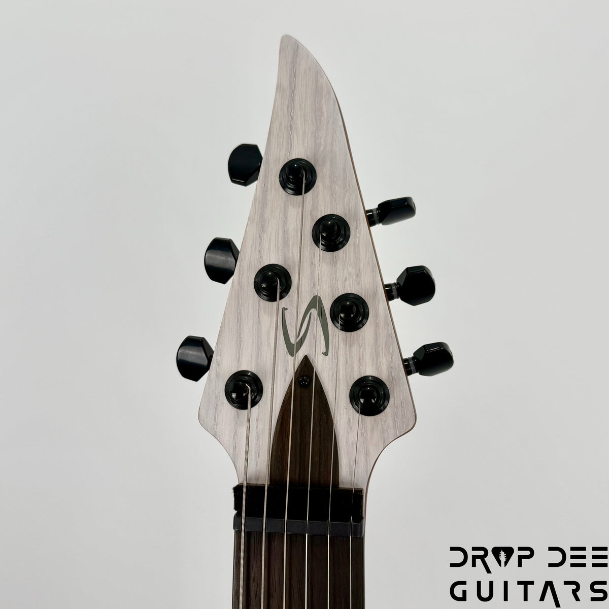 Skervesen Velociraptor 6 Electric Guitar w/ Bag (7031) - Trans White
