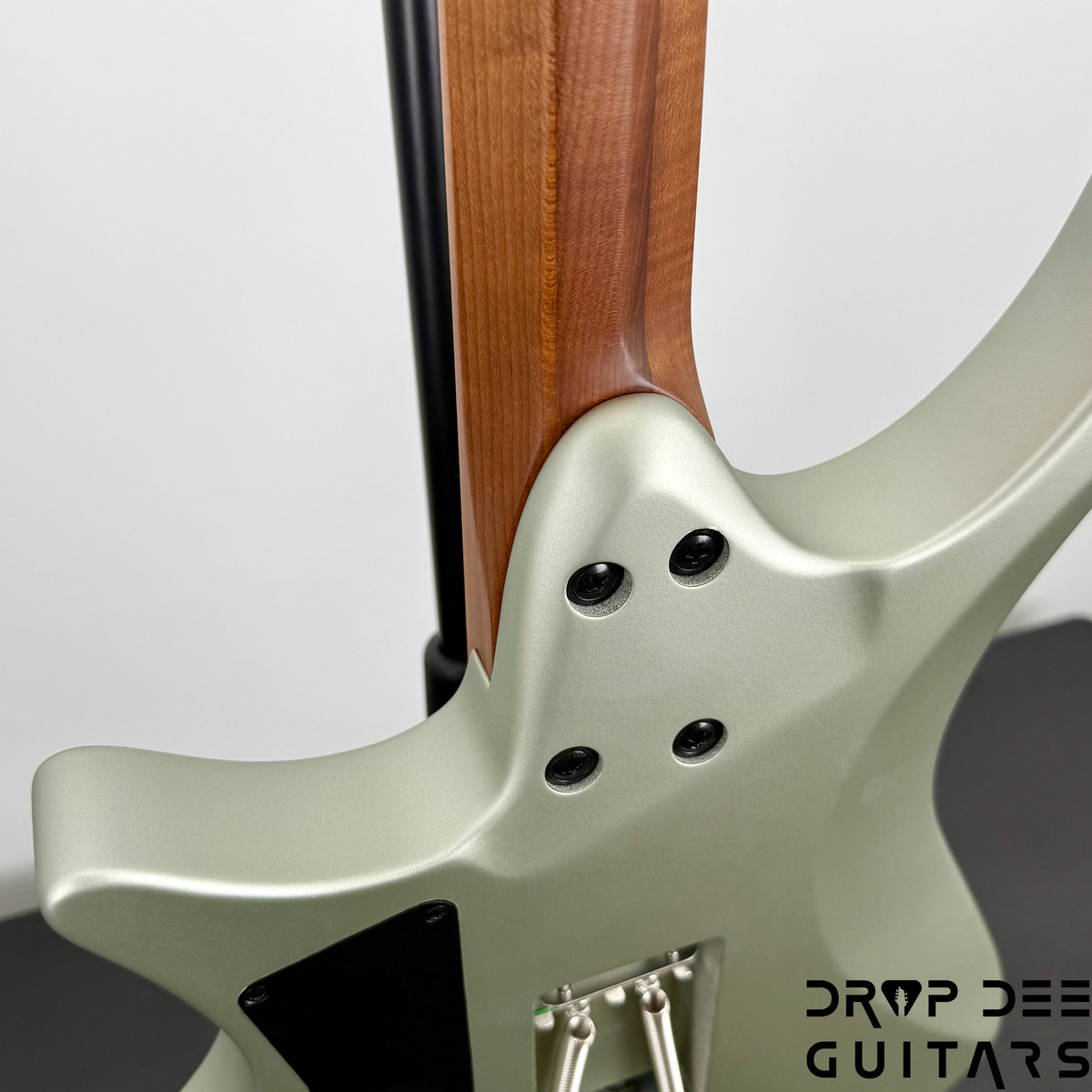 Strandberg Boden Standard N2.6T Tremolo Multiscale Headless Electric Guitar w/ Bag - Shoreline Mist Metallic