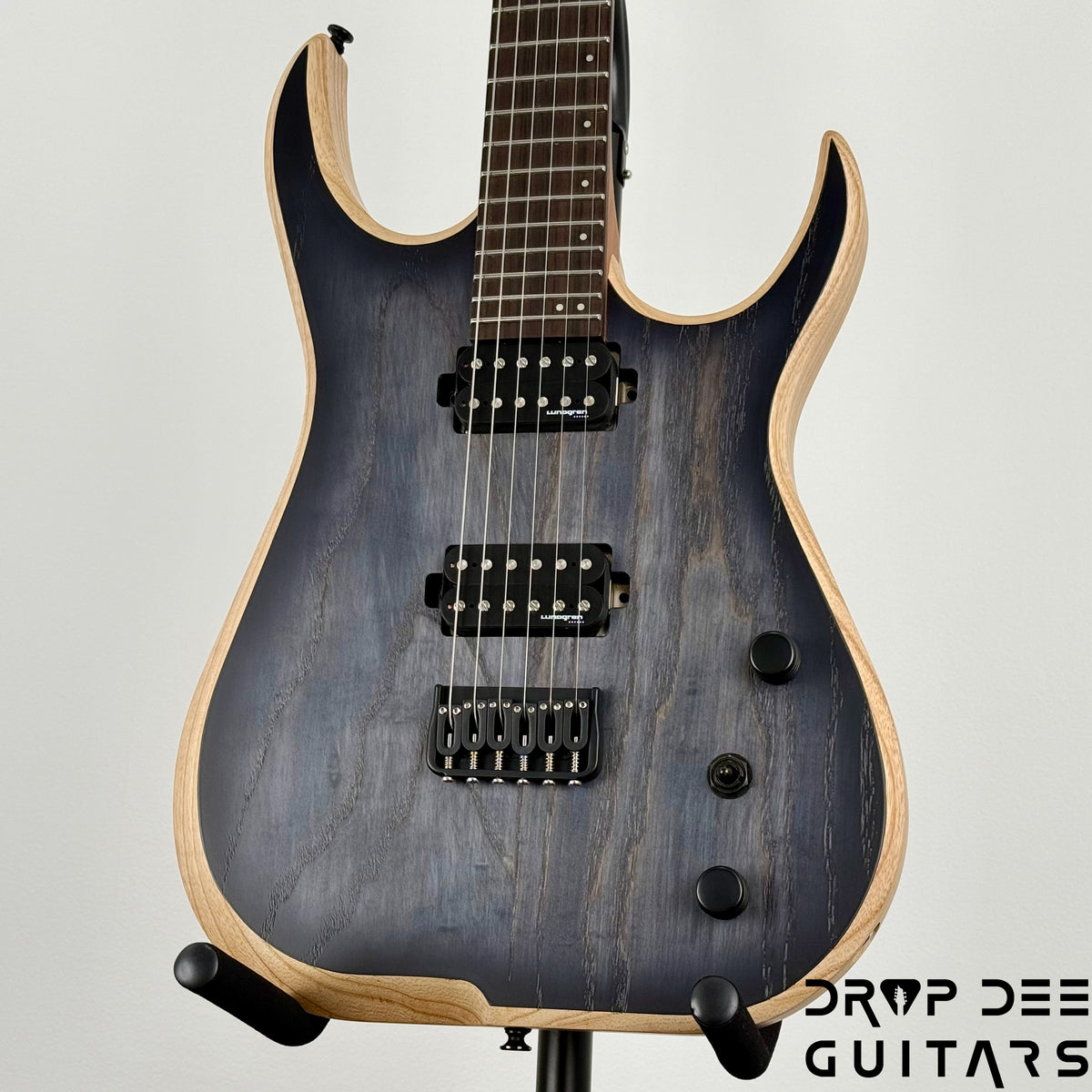 Skervesen Velociraptor 6 Electric Guitar w/ Bag (7050) - Trans Black Burst
