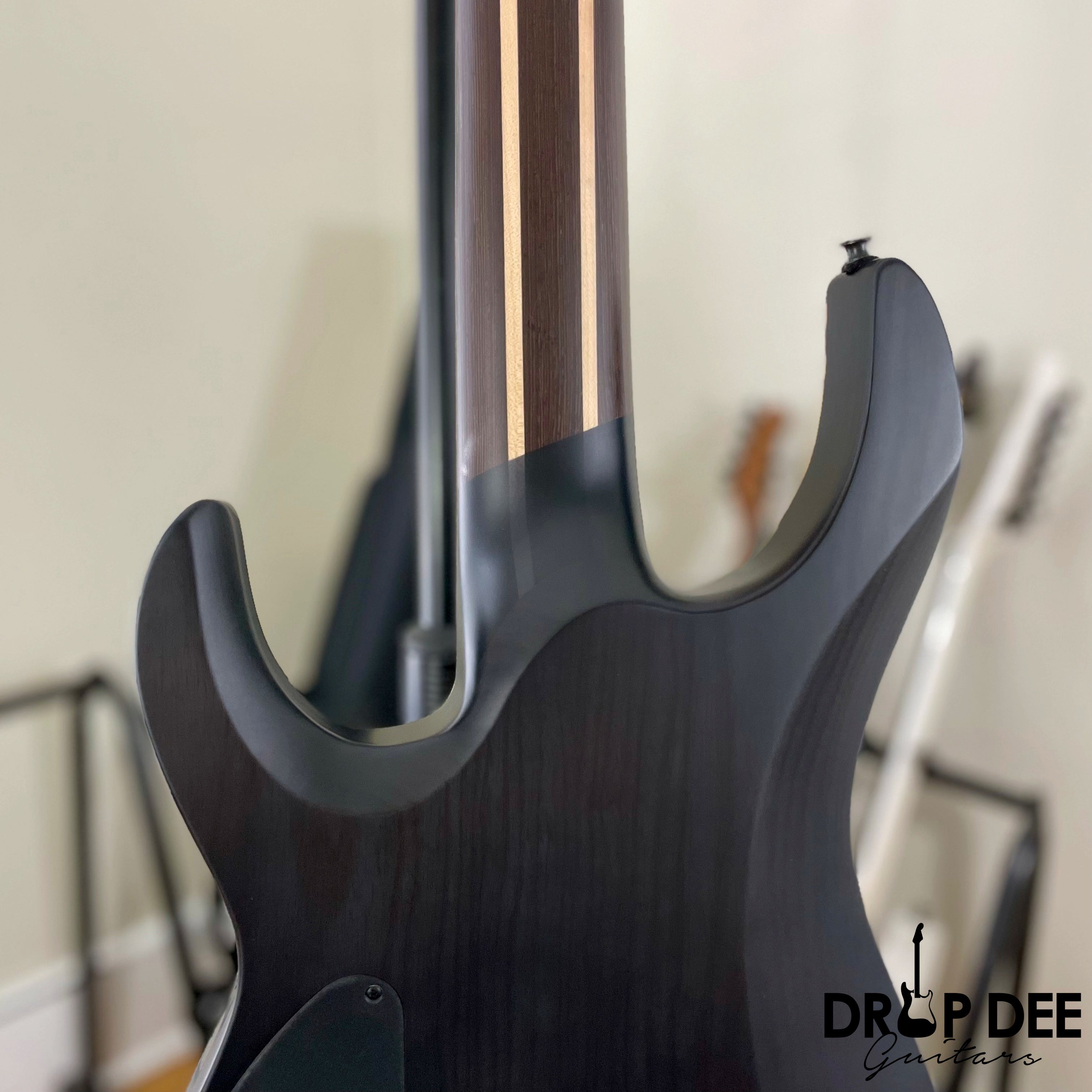 Legator Ninja N7FX Multi-Scale 7-String Electric Guitar w/ Bag