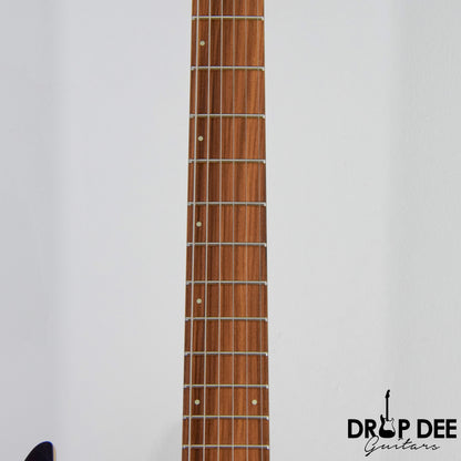 Skervesen Mirage 6 Electric Guitar w/ Case