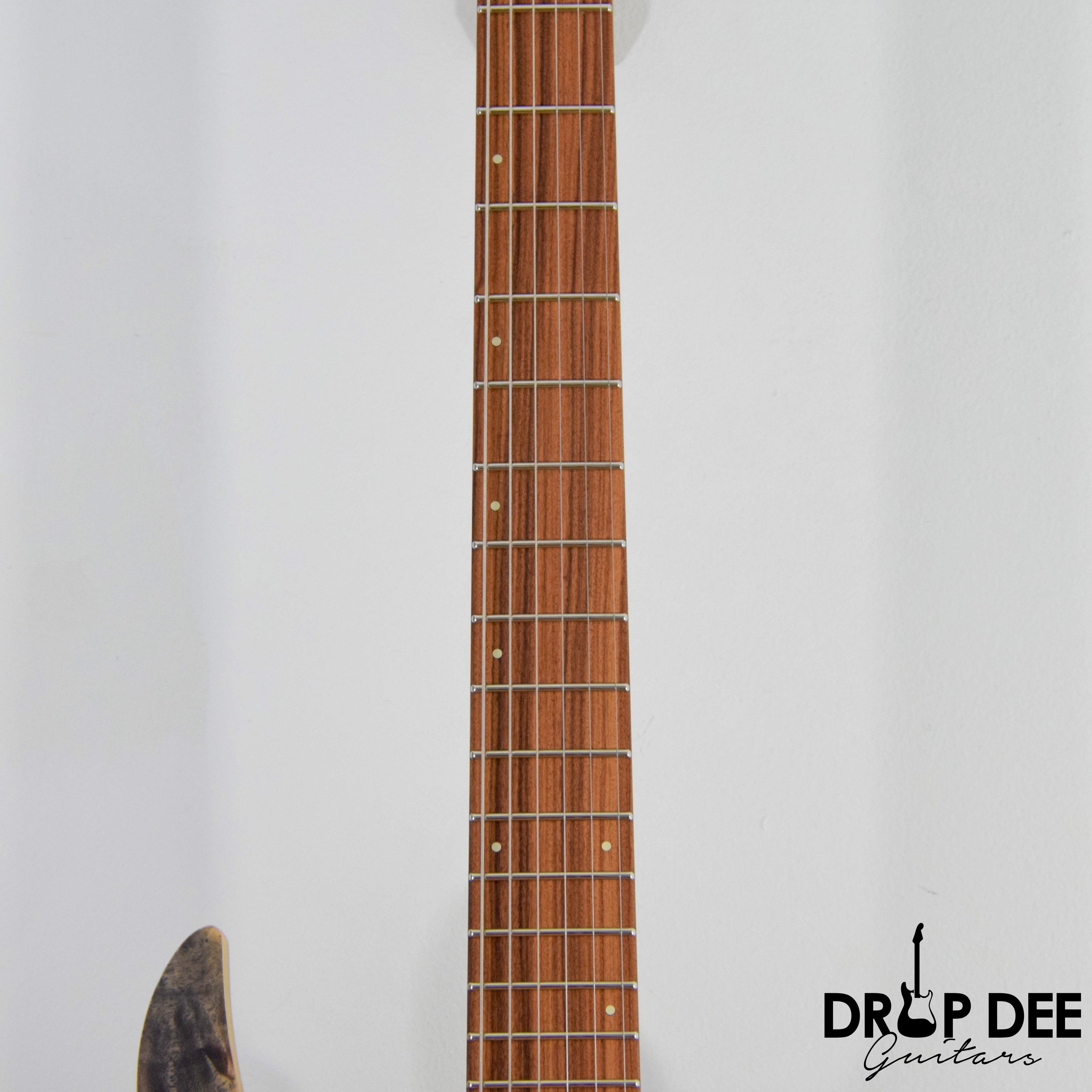 Skervesen Mirage 6 Electric Guitar w/ Case