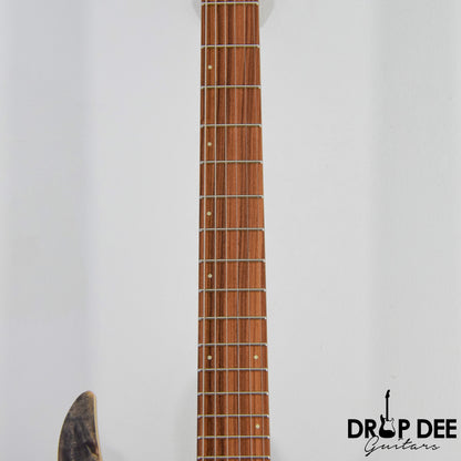 Skervesen Mirage 6 Electric Guitar w/ Case