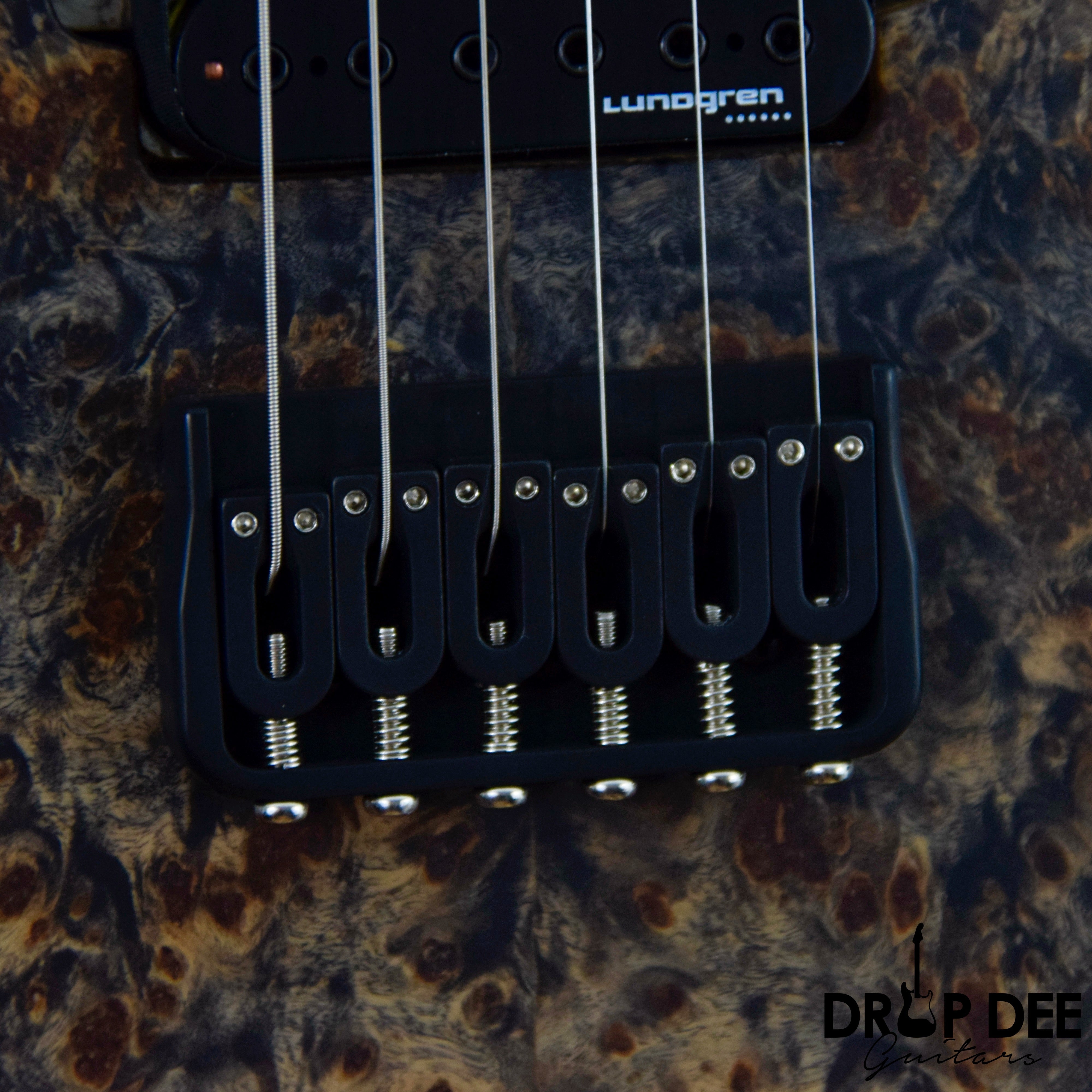 Skervesen Mirage 6 Electric Guitar w/ Case